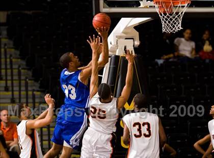 Thumbnail 2 in Charlottesville vs. Courtland (VHSL AA D4 Semifinal) photogallery.