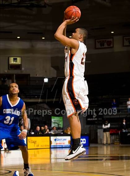 Thumbnail 1 in Charlottesville vs. Courtland (VHSL AA D4 Semifinal) photogallery.