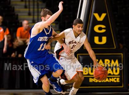 Thumbnail 3 in Charlottesville vs. Courtland (VHSL AA D4 Semifinal) photogallery.