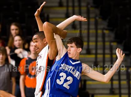 Thumbnail 3 in Charlottesville vs. Courtland (VHSL AA D4 Semifinal) photogallery.