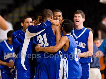 Thumbnail 3 in Charlottesville vs. Courtland (VHSL AA D4 Semifinal) photogallery.
