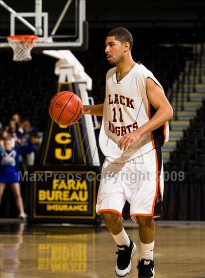 Thumbnail 2 in Charlottesville vs. Courtland (VHSL AA D4 Semifinal) photogallery.