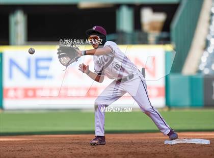 Thumbnail 2 in Mayfair vs. Bellflower photogallery.