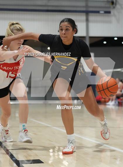 Thumbnail 1 in Glen Rose vs Klein Oak (Texas Association of Basketball Coaches Showcase) photogallery.