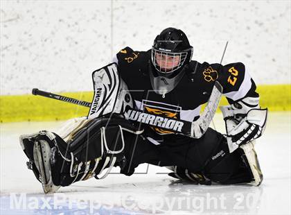 Thumbnail 3 in Daniel Hand vs. North Haven (CIAC DII Quarterfinal) photogallery.