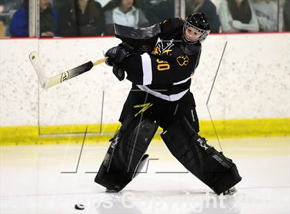 Thumbnail 2 in Daniel Hand vs. North Haven (CIAC DII Quarterfinal) photogallery.