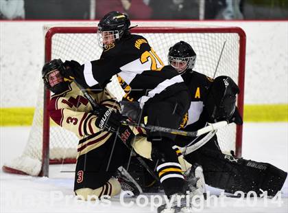 Thumbnail 1 in Daniel Hand vs. North Haven (CIAC DII Quarterfinal) photogallery.