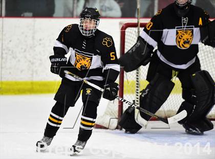 Thumbnail 1 in Daniel Hand vs. North Haven (CIAC DII Quarterfinal) photogallery.