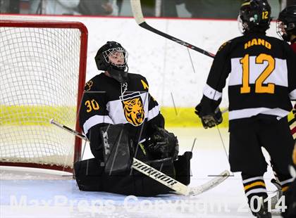 Thumbnail 3 in Daniel Hand vs. North Haven (CIAC DII Quarterfinal) photogallery.