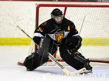 Thumbnail 2 in Daniel Hand vs. North Haven (CIAC DII Quarterfinal) photogallery.