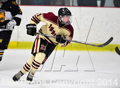 Thumbnail 1 in Daniel Hand vs. North Haven (CIAC DII Quarterfinal) photogallery.
