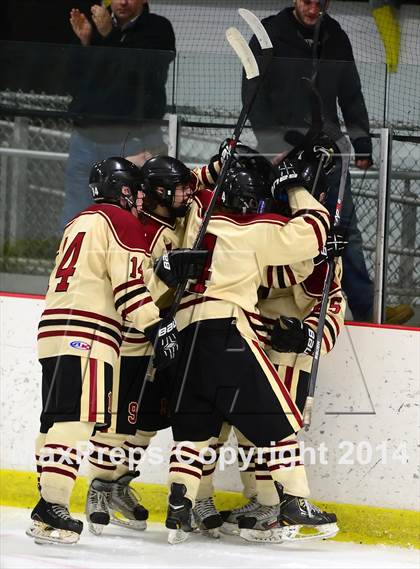 Thumbnail 2 in Daniel Hand vs. North Haven (CIAC DII Quarterfinal) photogallery.