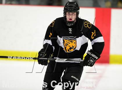 Thumbnail 1 in Daniel Hand vs. North Haven (CIAC DII Quarterfinal) photogallery.