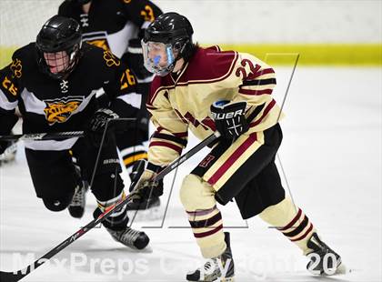 Thumbnail 3 in Daniel Hand vs. North Haven (CIAC DII Quarterfinal) photogallery.