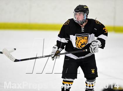 Thumbnail 2 in Daniel Hand vs. North Haven (CIAC DII Quarterfinal) photogallery.