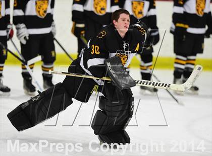 Thumbnail 3 in Daniel Hand vs. North Haven (CIAC DII Quarterfinal) photogallery.