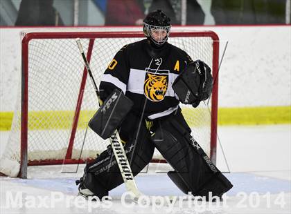 Thumbnail 3 in Daniel Hand vs. North Haven (CIAC DII Quarterfinal) photogallery.