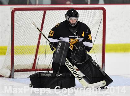 Thumbnail 1 in Daniel Hand vs. North Haven (CIAC DII Quarterfinal) photogallery.
