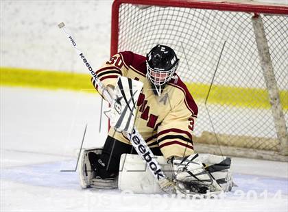 Thumbnail 2 in Daniel Hand vs. North Haven (CIAC DII Quarterfinal) photogallery.