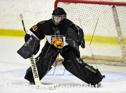 Thumbnail 1 in Daniel Hand vs. North Haven (CIAC DII Quarterfinal) photogallery.