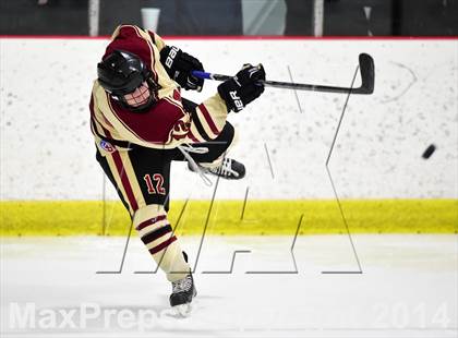 Thumbnail 2 in Daniel Hand vs. North Haven (CIAC DII Quarterfinal) photogallery.