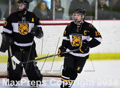 Thumbnail 3 in Daniel Hand vs. North Haven (CIAC DII Quarterfinal) photogallery.