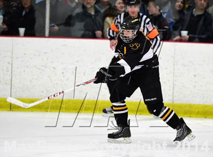 Thumbnail 3 in Daniel Hand vs. North Haven (CIAC DII Quarterfinal) photogallery.