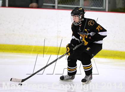 Thumbnail 3 in Daniel Hand vs. North Haven (CIAC DII Quarterfinal) photogallery.