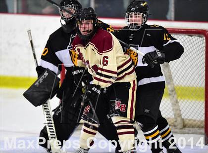 Thumbnail 2 in Daniel Hand vs. North Haven (CIAC DII Quarterfinal) photogallery.