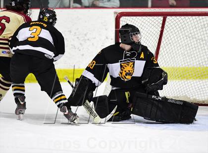 Thumbnail 2 in Daniel Hand vs. North Haven (CIAC DII Quarterfinal) photogallery.