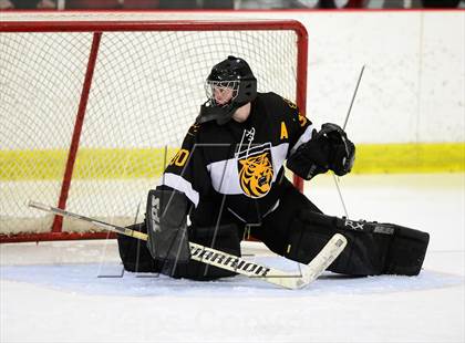 Thumbnail 1 in Daniel Hand vs. North Haven (CIAC DII Quarterfinal) photogallery.