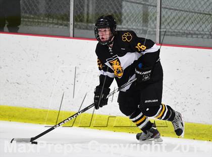 Thumbnail 3 in Daniel Hand vs. North Haven (CIAC DII Quarterfinal) photogallery.