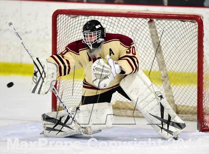 Thumbnail 3 in Daniel Hand vs. North Haven (CIAC DII Quarterfinal) photogallery.