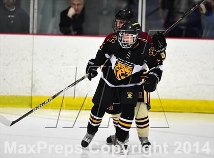 Thumbnail 3 in Daniel Hand vs. North Haven (CIAC DII Quarterfinal) photogallery.