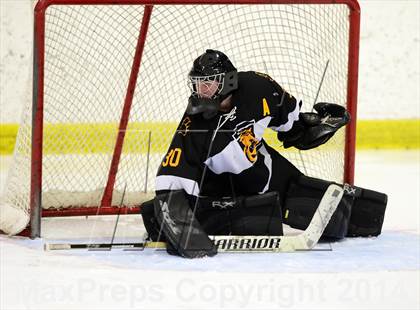 Thumbnail 2 in Daniel Hand vs. North Haven (CIAC DII Quarterfinal) photogallery.