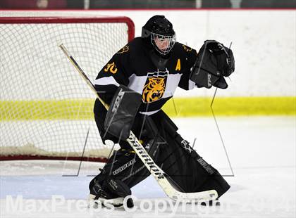 Thumbnail 3 in Daniel Hand vs. North Haven (CIAC DII Quarterfinal) photogallery.
