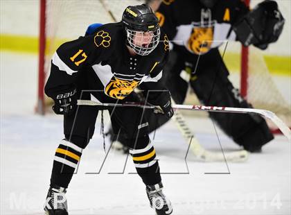 Thumbnail 2 in Daniel Hand vs. North Haven (CIAC DII Quarterfinal) photogallery.