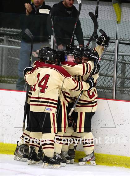 Thumbnail 1 in Daniel Hand vs. North Haven (CIAC DII Quarterfinal) photogallery.