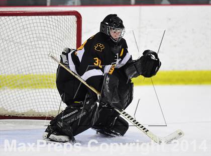 Thumbnail 3 in Daniel Hand vs. North Haven (CIAC DII Quarterfinal) photogallery.