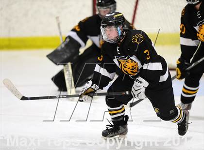 Thumbnail 2 in Daniel Hand vs. North Haven (CIAC DII Quarterfinal) photogallery.