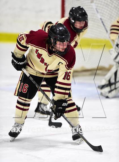 Thumbnail 2 in Daniel Hand vs. North Haven (CIAC DII Quarterfinal) photogallery.