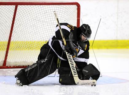 Thumbnail 1 in Daniel Hand vs. North Haven (CIAC DII Quarterfinal) photogallery.
