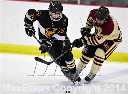 Thumbnail 3 in Daniel Hand vs. North Haven (CIAC DII Quarterfinal) photogallery.