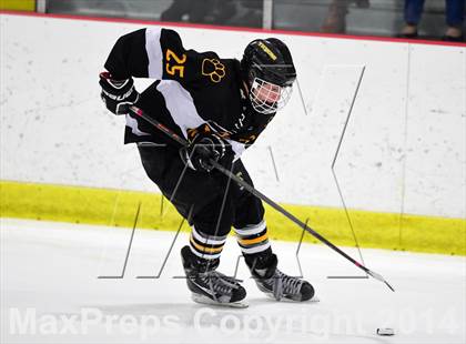 Thumbnail 1 in Daniel Hand vs. North Haven (CIAC DII Quarterfinal) photogallery.