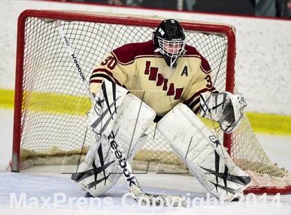 Thumbnail 3 in Daniel Hand vs. North Haven (CIAC DII Quarterfinal) photogallery.