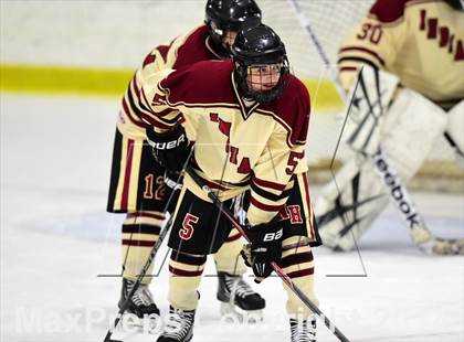Thumbnail 3 in Daniel Hand vs. North Haven (CIAC DII Quarterfinal) photogallery.
