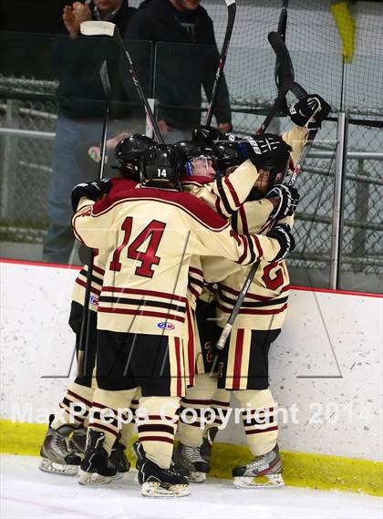 Thumbnail 3 in Daniel Hand vs. North Haven (CIAC DII Quarterfinal) photogallery.