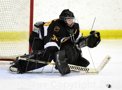 Thumbnail 3 in Daniel Hand vs. North Haven (CIAC DII Quarterfinal) photogallery.
