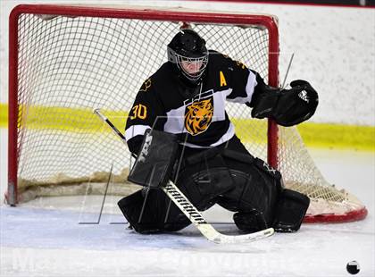 Thumbnail 3 in Daniel Hand vs. North Haven (CIAC DII Quarterfinal) photogallery.
