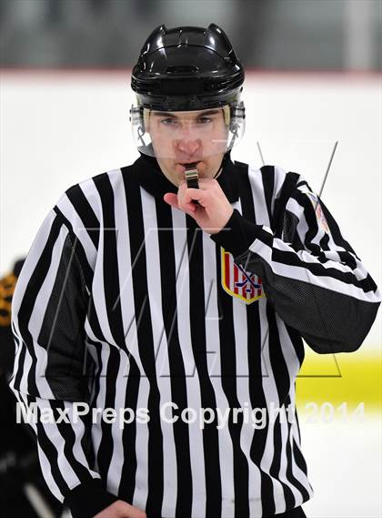 Thumbnail 2 in Daniel Hand vs. North Haven (CIAC DII Quarterfinal) photogallery.
